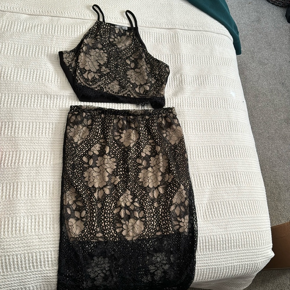 Two piece set